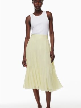 Wilfred/Twirl Pleated Skirt/ woman’s L/ Elegant and effortlessly fem✨ Host Pick